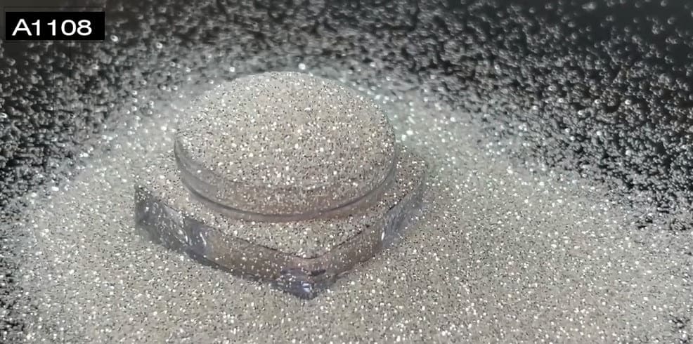How to apply white Metal-Flakes paint – A1108