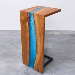 How to make a river table with epoxy resin?