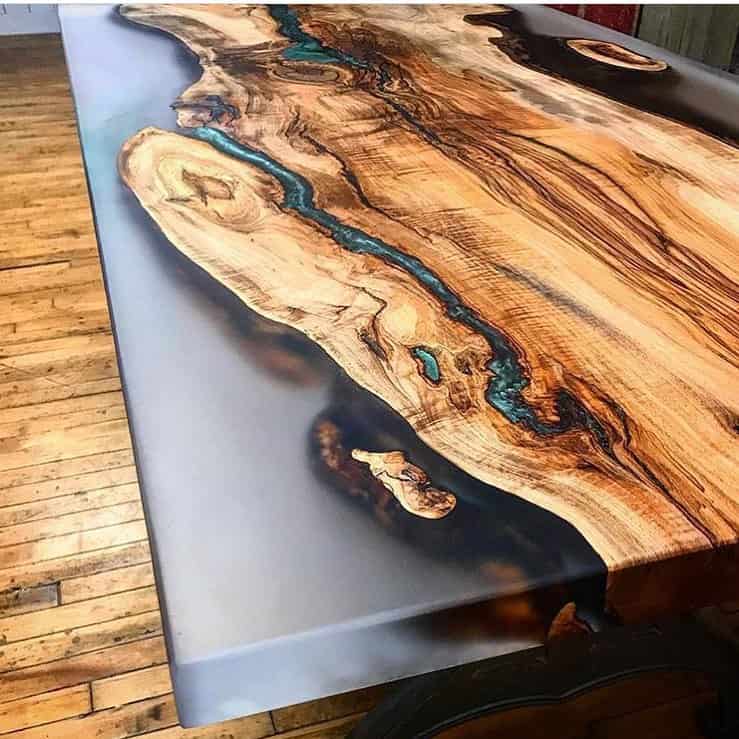 How to make a river table with epoxy resin?