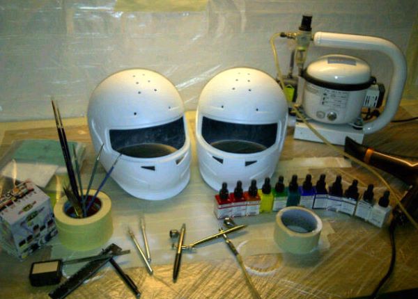 How to paint a helmet?