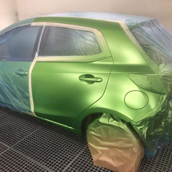 How to touch up bodywork paint?